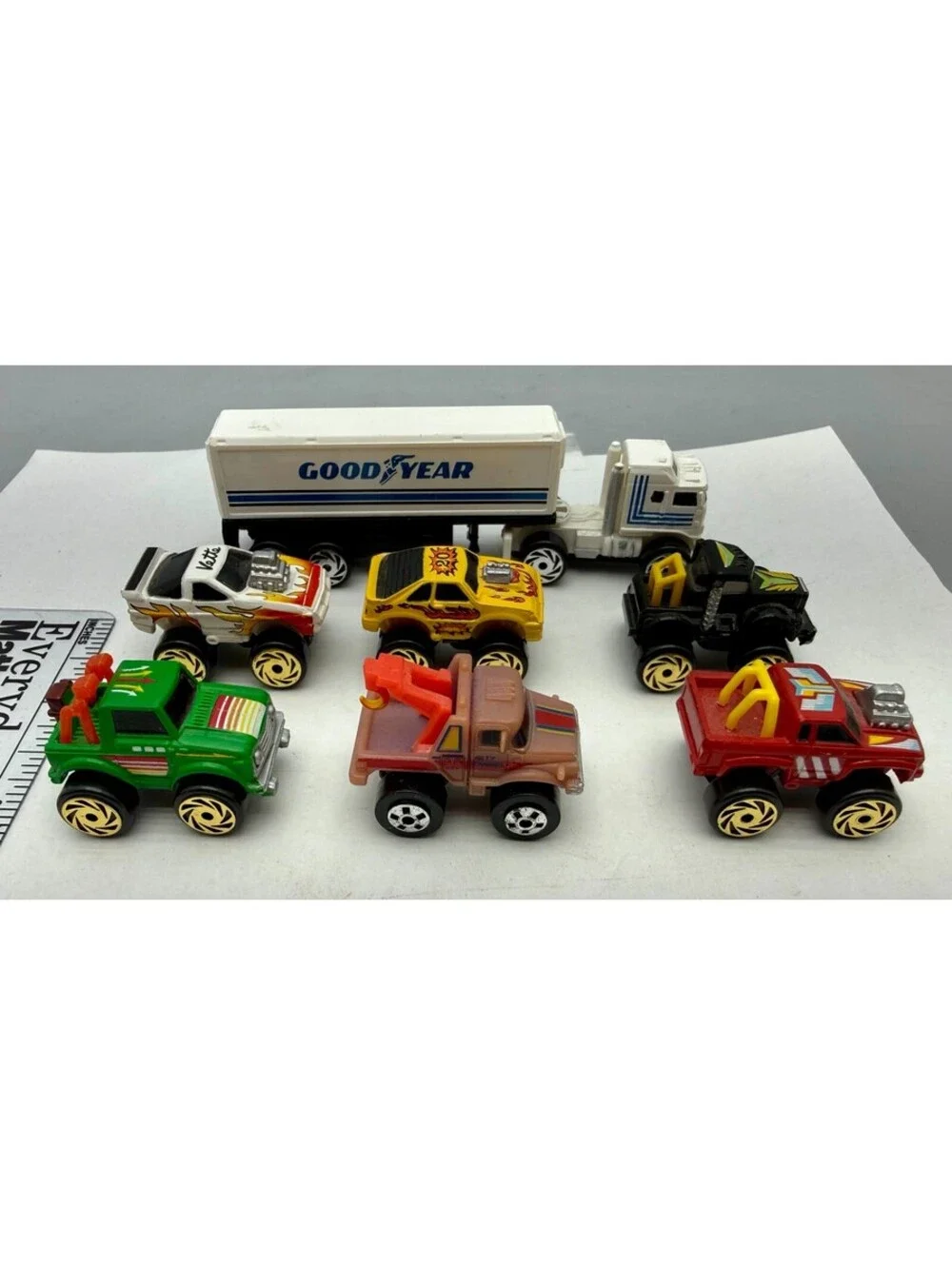 1987 Galoob Micro Machines ROAD CHAMPS Mini Monster Wheels Car / Truck Lot 15